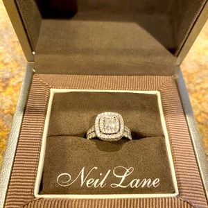 Stunning Neil Lane 14K White Gold Bridal Set
